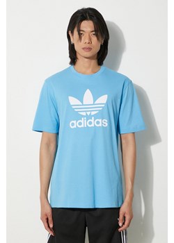adidas Originals t-shirt bawełniany męski kolor niebieski z nadrukiem IR7980 ze sklepu PRM w kategorii T-shirty męskie - zdjęcie 173015579