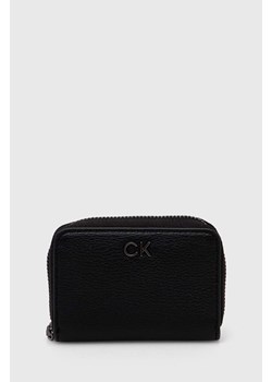 Calvin Klein portfel damski kolor czarny K60K612177 ze sklepu ANSWEAR.com w kategorii Portfele damskie - zdjęcie 173021206