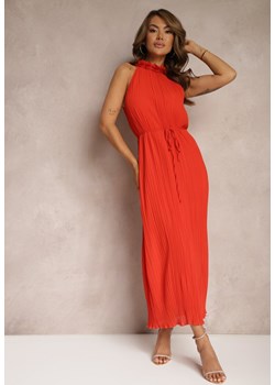 Czerwona Sukienka z Dekoltem Typu Halter z Materiałowym Paskiem w Talii i Aplikacjami 3D Dimnnia ze sklepu Renee odzież w kategorii Sukienki - zdjęcie 173024197