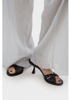 Estro: Czarne sandały damskie na obcasie kielichowym  X MustHave ze sklepu Estro w kategorii Sandały damskie - zdjęcie 173031195
