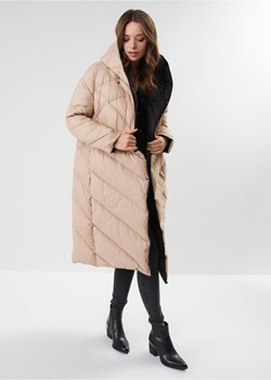 Długa kurtka damska z kapturem ze sklepu OCHNIK w kategorii Płaszcze damskie - zdjęcie 173031318