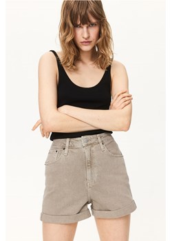 H & M - Szorty dżinsowe Mom Ultra High - Beżowy ze sklepu H&M w kategorii Szorty - zdjęcie 173032729