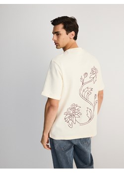 Reserved - T-shirt relaxed z haftem - beżowy ze sklepu Reserved w kategorii T-shirty męskie - zdjęcie 173117539
