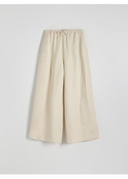 Reserved - Spodnie z lnem - beżowy ze sklepu Reserved w kategorii Spodnie damskie - zdjęcie 173118965