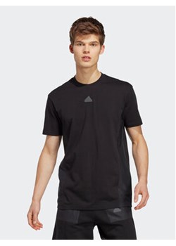 adidas T-Shirt City Escape T-Shirt IC9723 Czarny Regular Fit ze sklepu MODIVO w kategorii T-shirty męskie - zdjęcie 173119886