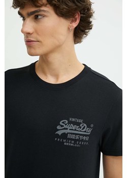 Superdry t-shirt kolor czarny z nadrukiem M1011979A-9RN ze sklepu ANSWEAR.com w kategorii T-shirty męskie - zdjęcie 173123419