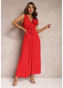 Czerwona Koktajlowa Sukienka Plisowana z Kwiatową Broszką Paskiem i Gumką w Talii Viknna ze sklepu Renee odzież w kategorii Sukienki - zdjęcie 173129687