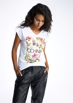 Biały T-shirt damski w serek ze sklepu OCHNIK w kategorii Bluzki damskie - zdjęcie 173134056