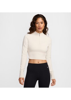 Damski sweter o dopasowanym skróconym kroju z długim rękawem i zamkiem 1/2 Nike Sportswear Chill Knit - Brązowy ze sklepu Nike poland w kategorii Bluzki damskie - zdjęcie 173134635