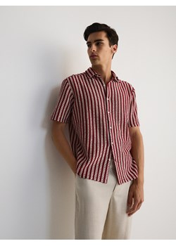 Reserved - Strukturalna koszula comfort - czerwony ze sklepu Reserved w kategorii Koszule męskie - zdjęcie 173140066
