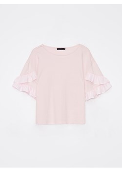 Mohito - Pudrowy t-shirt z falbankami - pastelowy różowy ze sklepu Mohito w kategorii Bluzki damskie - zdjęcie 173276946