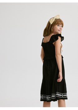 Reserved - Bawełniana sukienka z haftem - czarny ze sklepu Reserved w kategorii Sukienki dziewczęce - zdjęcie 173277377
