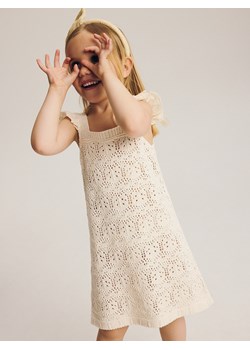 Reserved - Ażurowa sukienka - złamana biel ze sklepu Reserved w kategorii Sukienki niemowlęce - zdjęcie 173277389