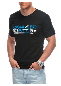 T-shirt męski z nadrukiem 1962S - czarny ze sklepu Edoti w kategorii T-shirty męskie - zdjęcie 173290959