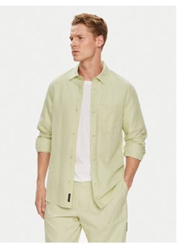 Calvin Klein Jeans Koszula J30J325172 Zielony Regular Fit ze sklepu MODIVO w kategorii Koszule męskie - zdjęcie 173292688