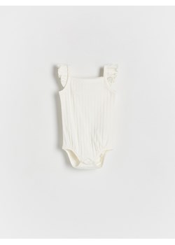Reserved - Body z falbankami - złamana biel ze sklepu Reserved w kategorii Body niemowlęce - zdjęcie 173295237