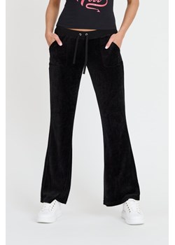 JUICY COUTURE Czarne spodnie Caisa Ultra Low Rise, Wybierz rozmiar M ze sklepu outfit.pl w kategorii Spodnie damskie - zdjęcie 173297746