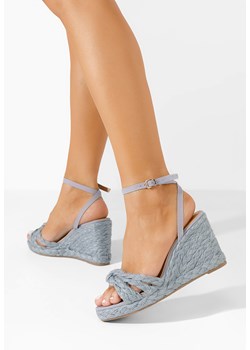 Niebieski sandały na koturnie Zarria ze sklepu Zapatos w kategorii Sandały damskie - zdjęcie 173304567
