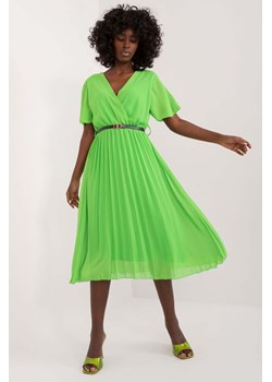 Jasnozielona elegancka plisowana sukienka midi z paskiem ze sklepu 5.10.15 w kategorii Sukienki - zdjęcie 173308009