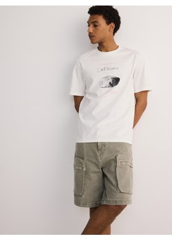 Reserved - T-shirt regular z nadrukiem - złamana biel ze sklepu Reserved w kategorii T-shirty męskie - zdjęcie 173321785