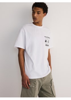 Reserved - T-shirt boxy z nadrukiem - złamana biel ze sklepu Reserved w kategorii T-shirty męskie - zdjęcie 173322379