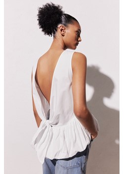 H & M - Top z bombkowym dołem - Biały ze sklepu H&M w kategorii Bluzki damskie - zdjęcie 173324668