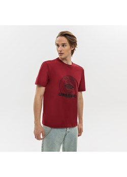 umbro t-shirt collegiate graphic 66119u-lbe ze sklepu 50style.pl w kategorii T-shirty męskie - zdjęcie 173325385