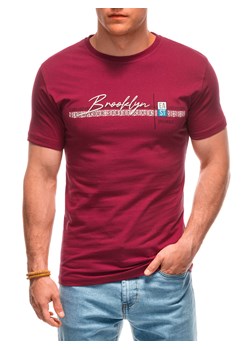 T-shirt męski z nadrukiem 1948S - czerwony ze sklepu Edoti w kategorii T-shirty męskie - zdjęcie 173328266