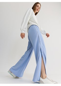 Reserved - Szerokie spodnie z rozcięciami - jasnoniebieski ze sklepu Reserved w kategorii Spodnie damskie - zdjęcie 173329238