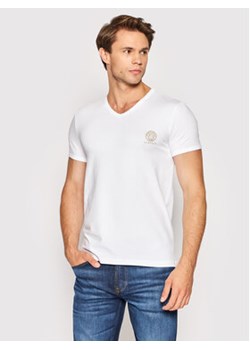 Versace T-Shirt AUU01004 Biały Regular Fit ze sklepu MODIVO w kategorii T-shirty męskie - zdjęcie 173330427