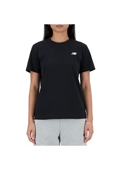 Koszulka New Balance WT41509BK - czarna ze sklepu streetstyle24.pl w kategorii Bluzki damskie - zdjęcie 173353065