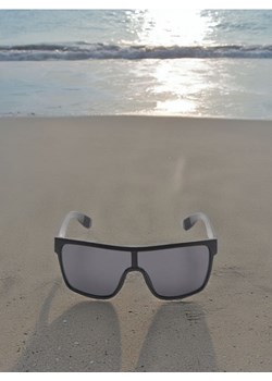 Sinsay - Okulary przeciwsłoneczne - czarny ze sklepu Sinsay w kategorii Okulary przeciwsłoneczne męskie - zdjęcie 173361289