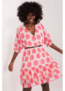 Rozkloszowana różowa sukienka z falbankami i paskiem ze sklepu 5.10.15 w kategorii Sukienki - zdjęcie 173362127