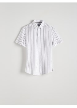 Reserved - Koszula regular z krótkim rękawem - ciemnobrązowy ze sklepu Reserved w kategorii Koszule męskie - zdjęcie 173363017