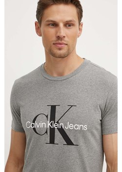 Calvin Klein Jeans t-shirt bawełniany męski kolor szary z nadrukiem J30J320935 ze sklepu ANSWEAR.com w kategorii T-shirty męskie - zdjęcie 173366187