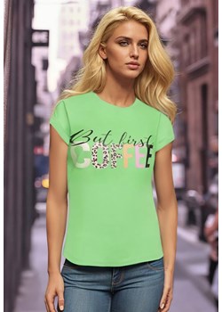 Zielony T-shirt z Napisem z Motywem Kawy Dimrrue ze sklepu Born2be Odzież w kategorii Bluzki damskie - zdjęcie 173370988