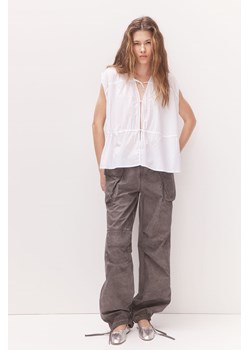 H & M - Bawełniana bluzka z wiązaniem - Biały ze sklepu H&M w kategorii Bluzki damskie - zdjęcie 173372236