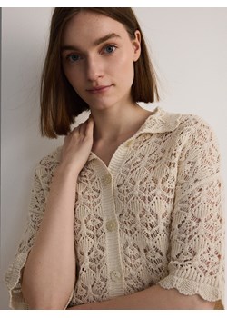 Reserved - Ażurowy sweter polo - kremowy ze sklepu Reserved w kategorii Swetry damskie - zdjęcie 173373305