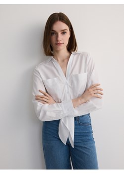 Reserved - Koszula z wiązaniem - biały ze sklepu Reserved w kategorii Koszule damskie - zdjęcie 173373545