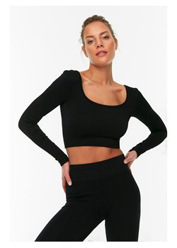 trendyol Koszulka w kolorze czarnym ze sklepu Limango Polska w kategorii Bluzki damskie - zdjęcie 173374109