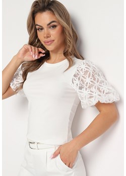 Biała Bawełniana Elegancka Bluzka z Koronkowymi Rękawami Dimels ze sklepu Born2be Odzież w kategorii Bluzki damskie - zdjęcie 173382358