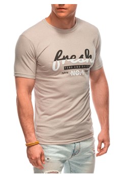 T-shirt męski z nadrukiem 1968S - beżowy ze sklepu Edoti w kategorii T-shirty męskie - zdjęcie 173382845