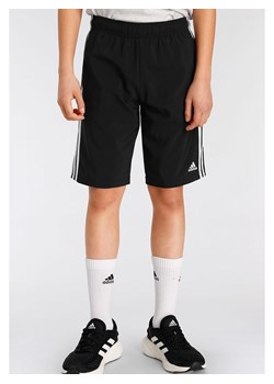 adidas Szorty sportowe w kolorze czarnym ze sklepu Limango Polska w kategorii Spodenki chłopięce - zdjęcie 173388655