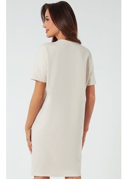 Tunika damska z krótkim rękawem beżowa Stella, Kolor beżowy, Rozmiar M, Italian Fashion - id: 186433 - marki Italian Fashion - 173398168 Tunika damska z krótkim rękawem beżowa Stella, Kolor beżowy, Rozmiar M, Italian Fashion ze sklepu Intymna w kategorii Koszule nocne - zdjęcie 173398168