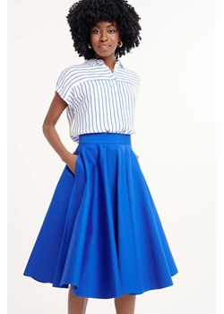 Rozkloszowana kobaltowa spódnica damska midi ze sklepu 5.10.15 w kategorii Spódnice - zdjęcie 173404516