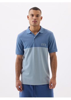 GAP Koszulka polo w kolorze błękitnym ze sklepu Limango Polska w kategorii T-shirty męskie - zdjęcie 173404636