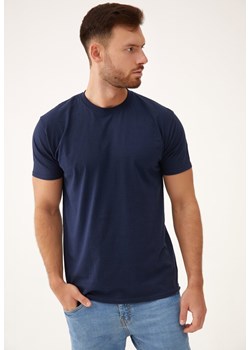 Granatowa Koszulka Tinanella ze sklepu Born2be Odzież w kategorii T-shirty męskie - zdjęcie 173407005
