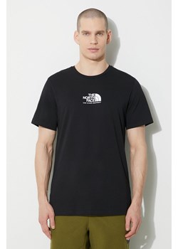 The North Face t-shirt bawełniany M S/S Fine Alpine Equipment Tee 3 męski kolor czarny z nadrukiem NF0A87U3JK31 ze sklepu PRM w kategorii T-shirty męskie - zdjęcie 173409427