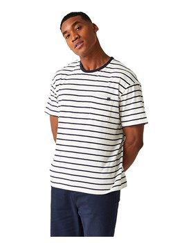 Regatta Koszulka &quot;Shorebay II&quot; w kolorze białym ze sklepu Limango Polska w kategorii T-shirty męskie - zdjęcie 173415788