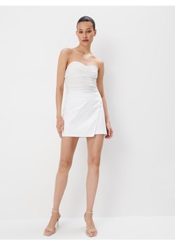 Mohito - Asymetryczna spódnica mini - biały ze sklepu Mohito w kategorii Spódnice - zdjęcie 173417158